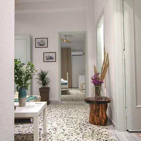 Folia Naxos 4 Naxos City